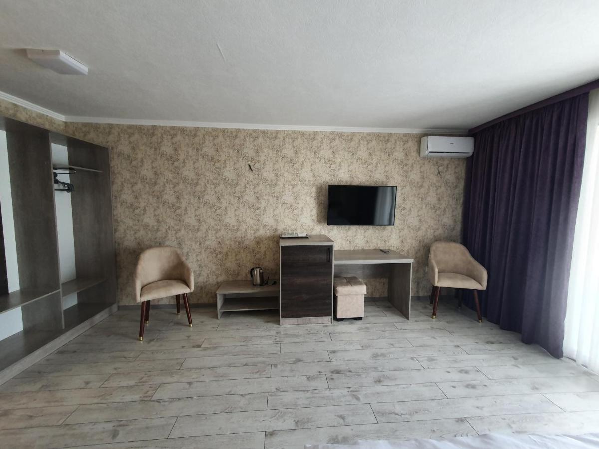 Artist Regenci Hotel Tașkent Exterior foto
